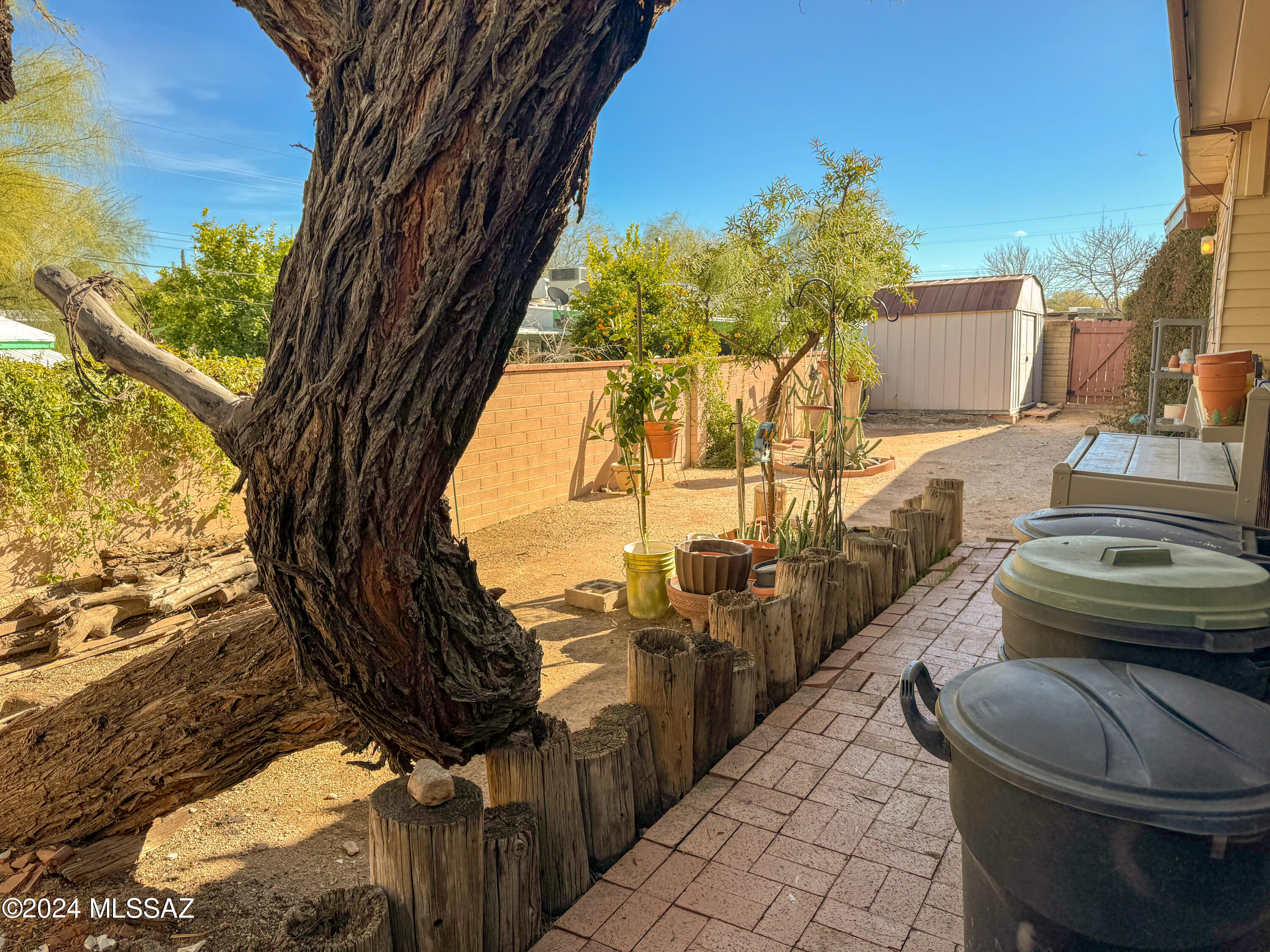 Huntington Park - Residential