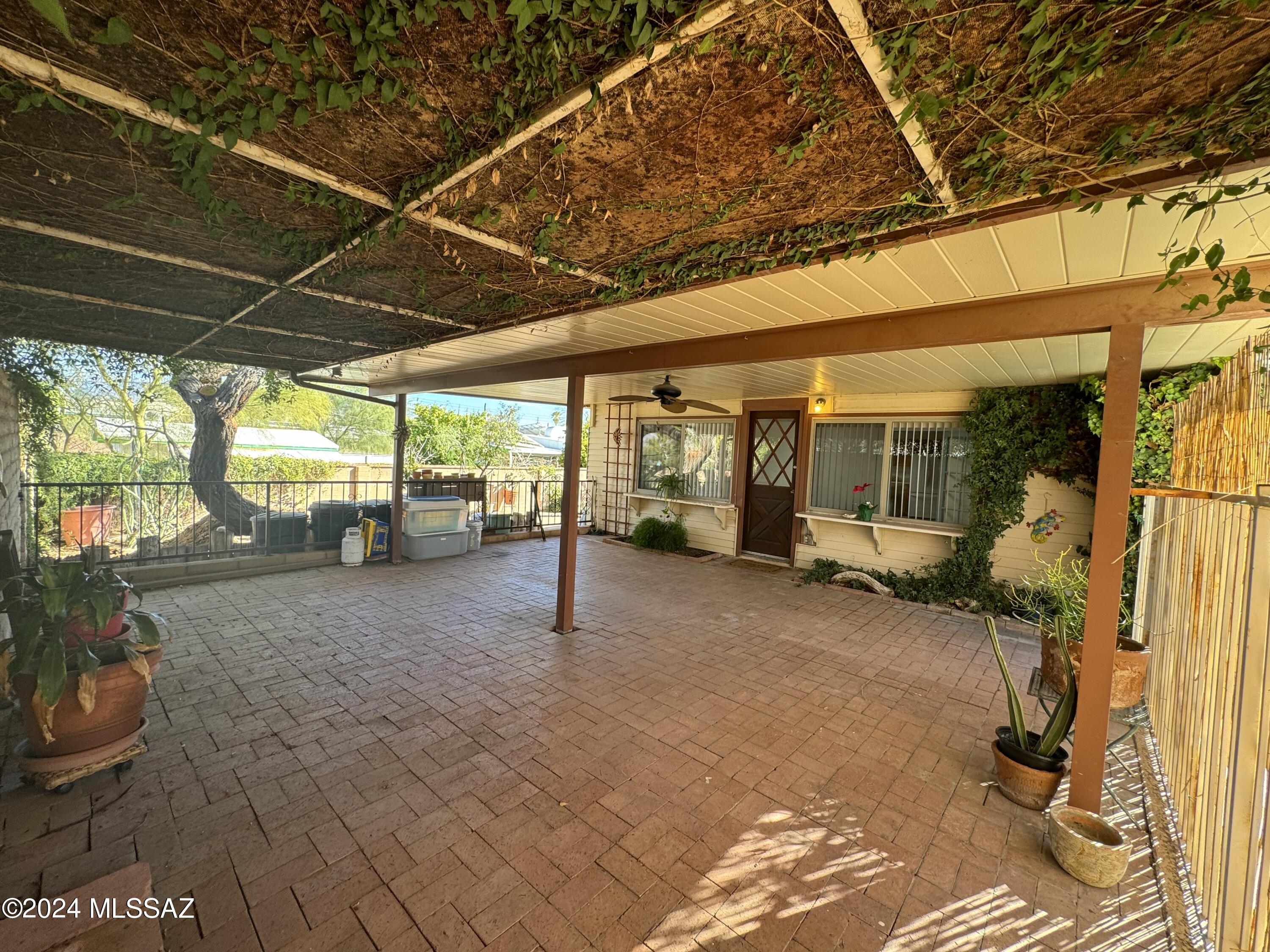 Huntington Park - Residential
