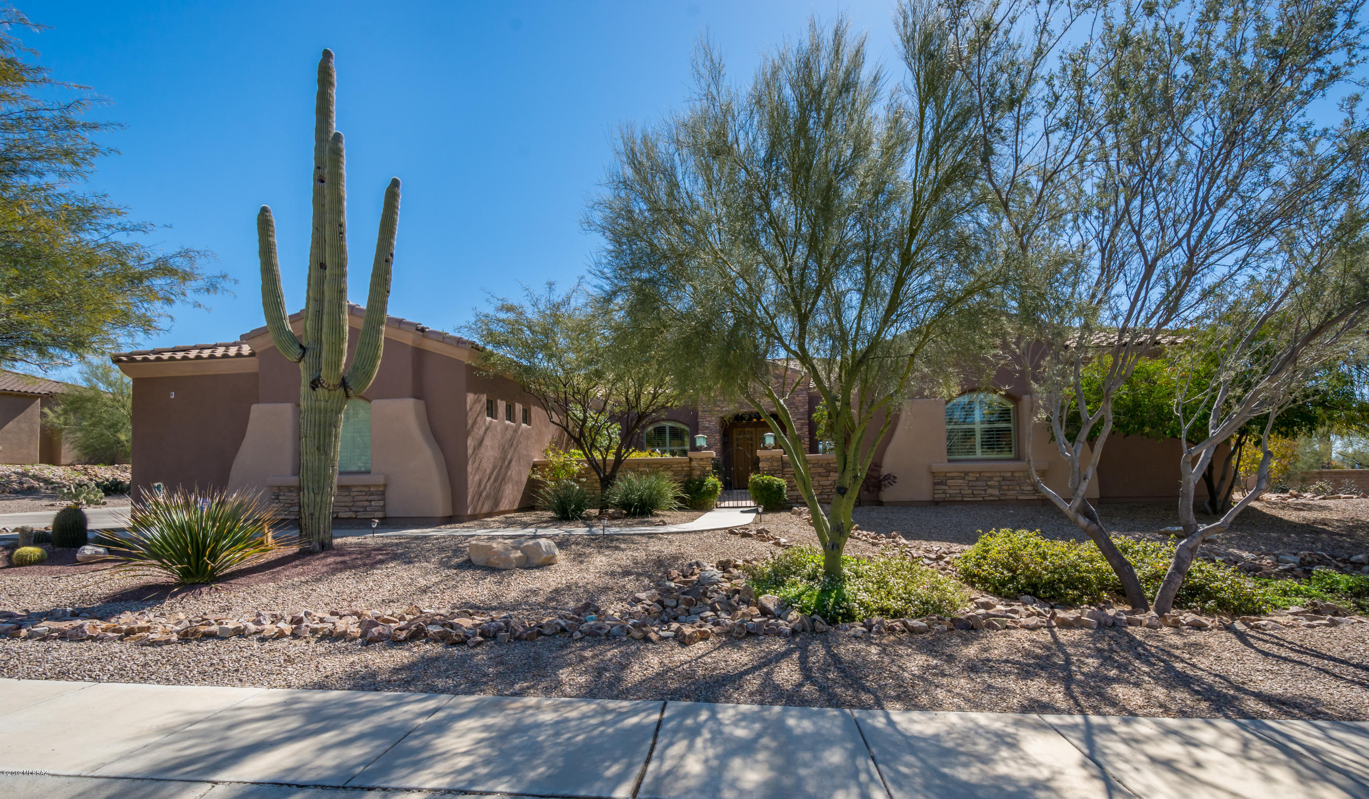Dos Lagos at Dove Mountain (1-91) - Residential