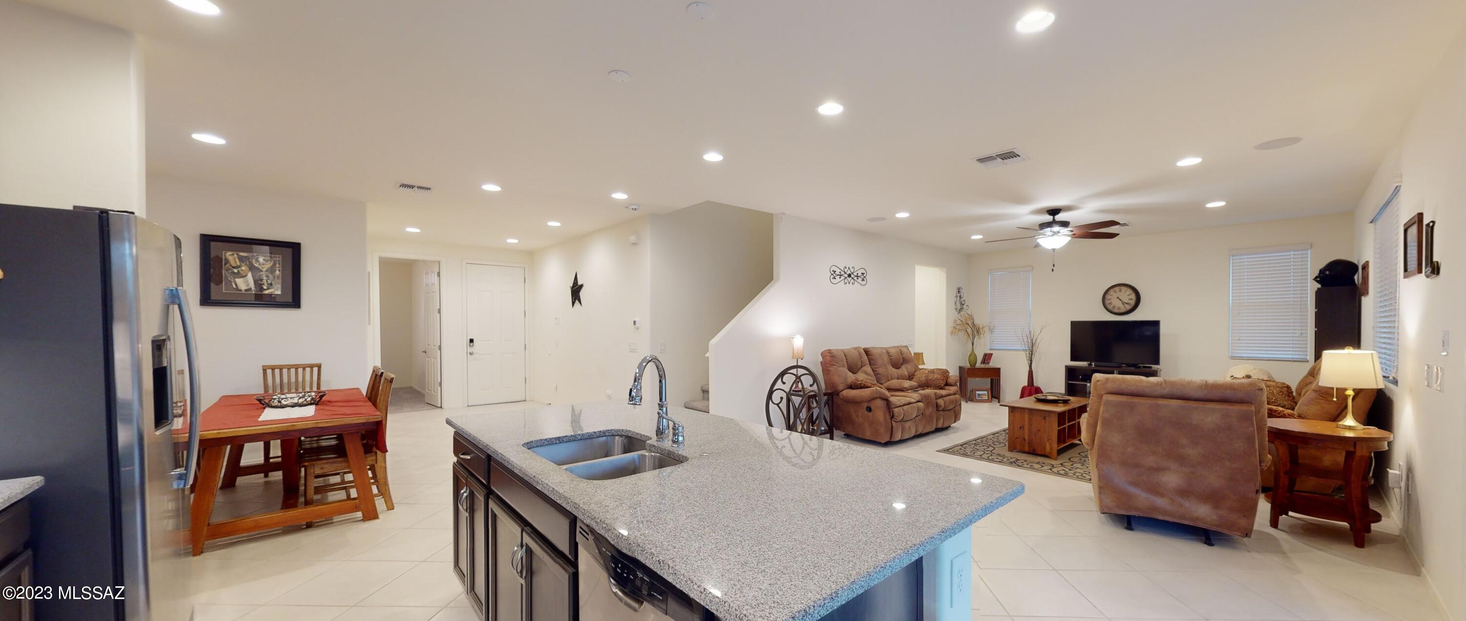 La Estancia De Tucson (1-330) - Residential