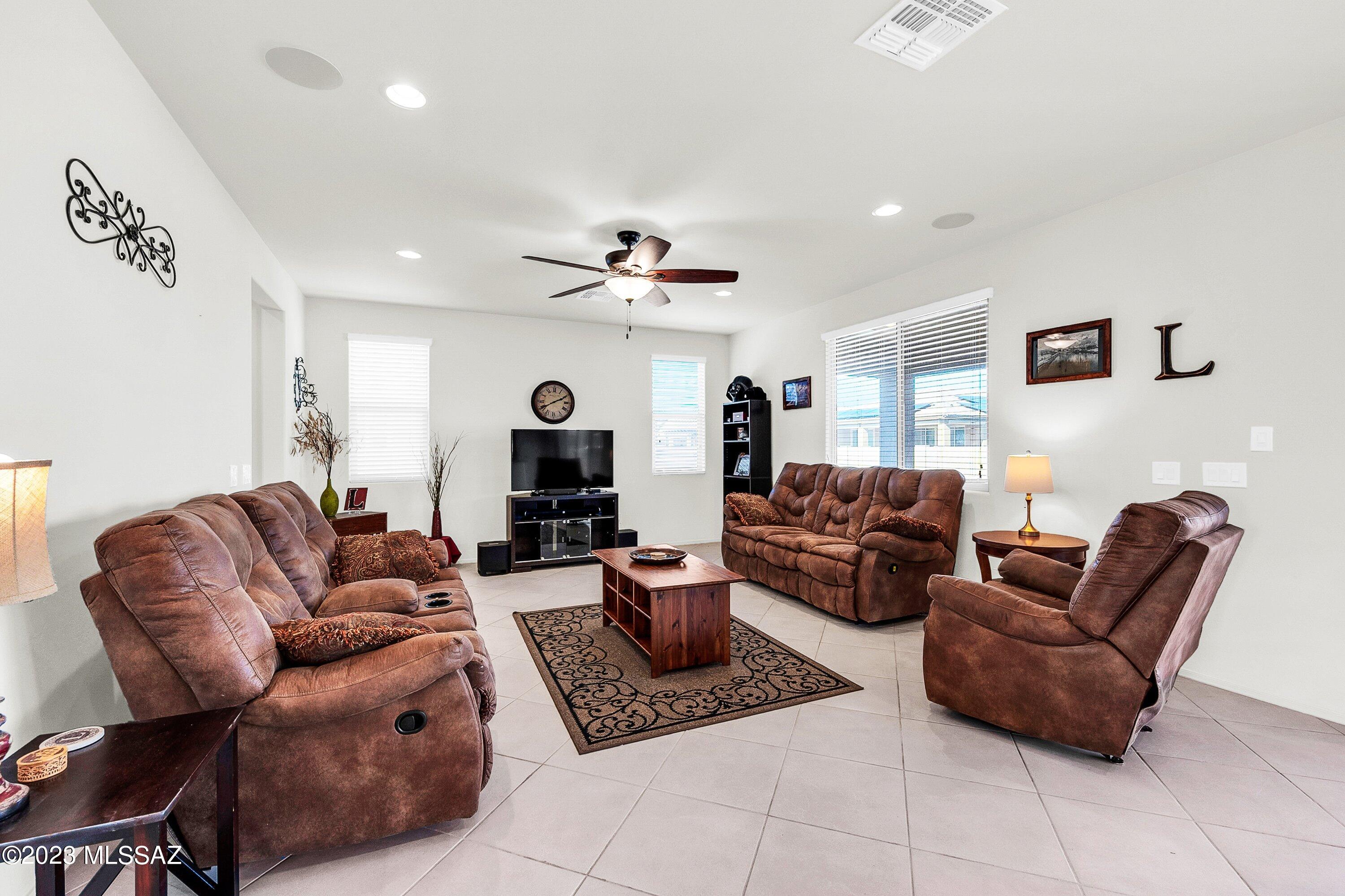 La Estancia De Tucson (1-330) - Residential
