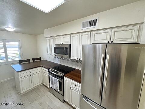 Encanto East Condos (1-13) - Residential Lease