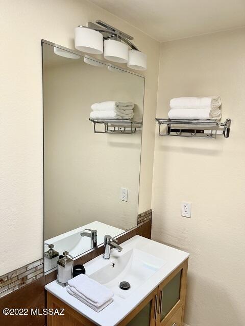 Encanto East Condos (1-13) - Residential Lease