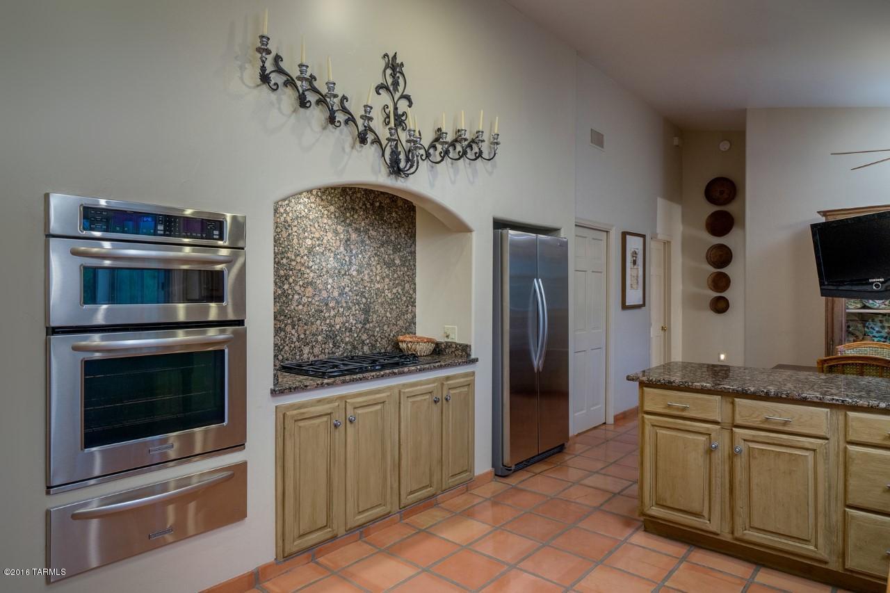 Sabino Vista Hills (159-224) - Residential