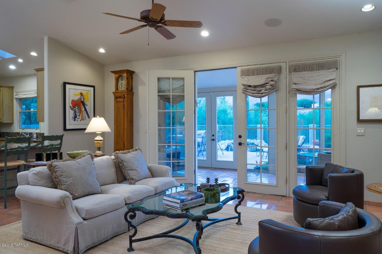 Sabino Vista Hills (159-224) - Residential