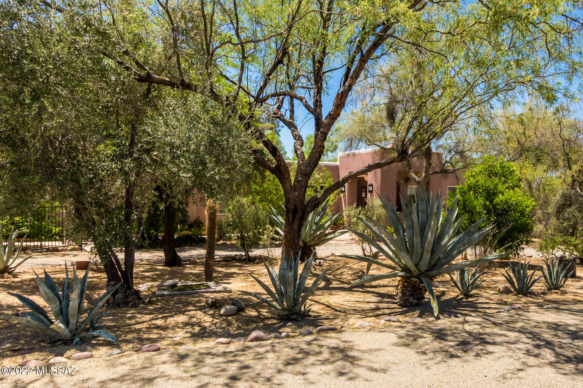 Casas Adobes Estates (401-447) - Residential