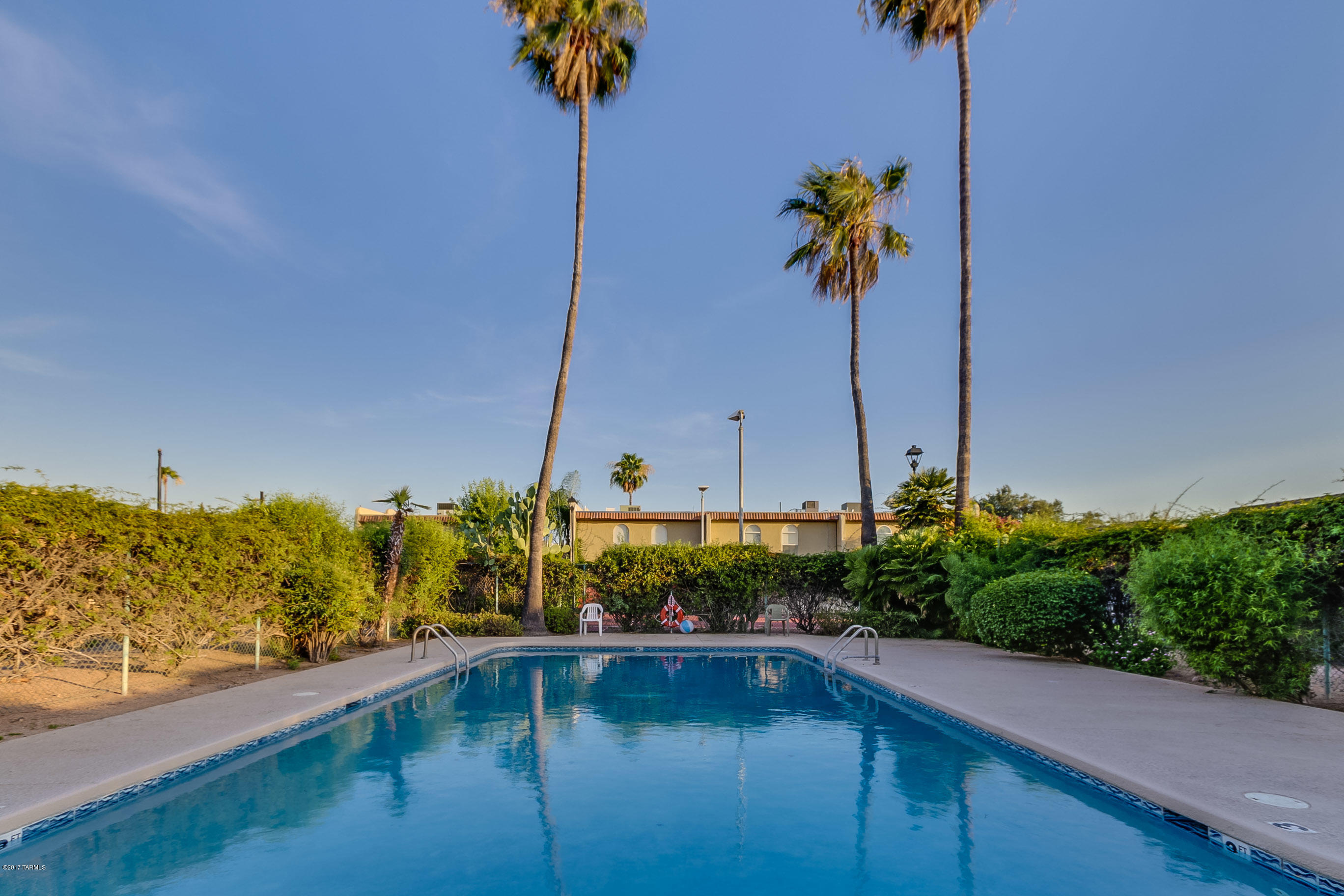Valle Cereza (1-59) - Residential