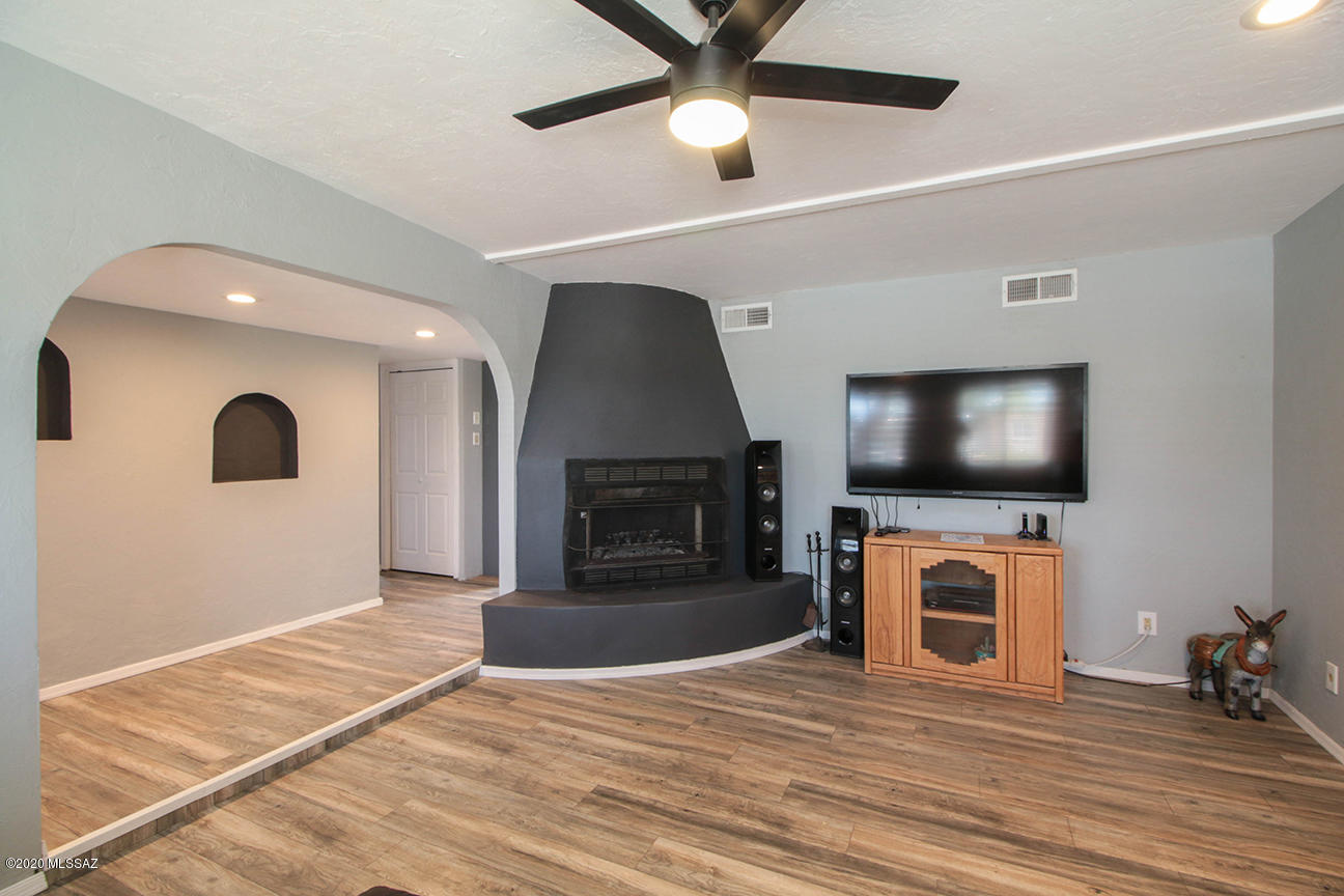 Pine Grove (171-383) - Residential