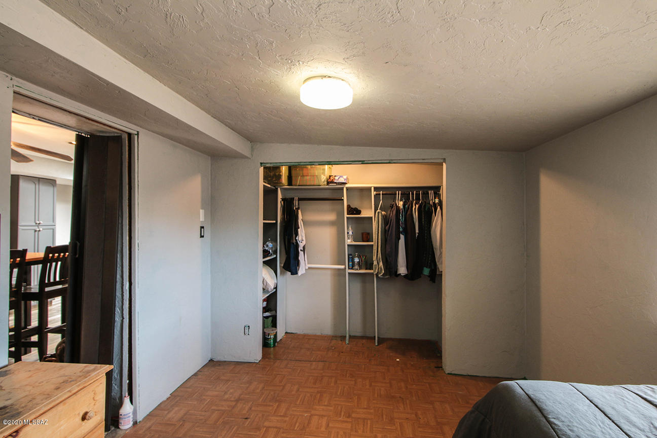 Pine Grove (171-383) - Residential