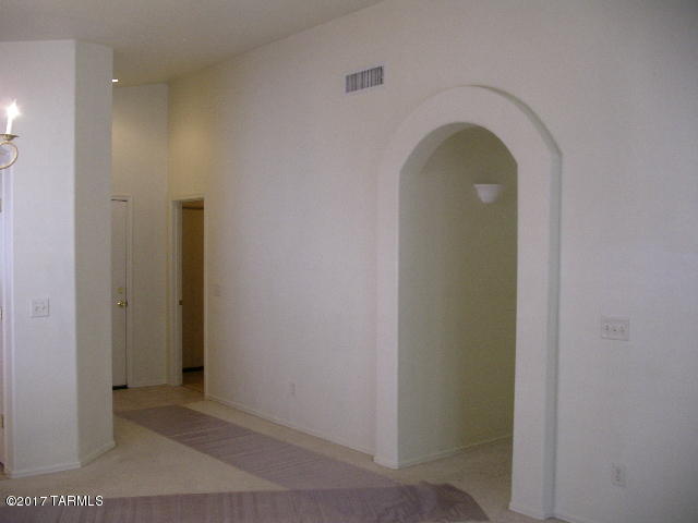 Mona Lisa II (1-75) - Residential Lease