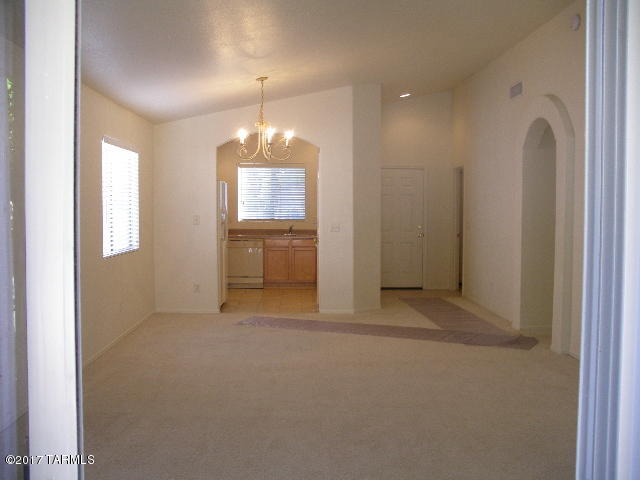 Mona Lisa II (1-75) - Residential Lease