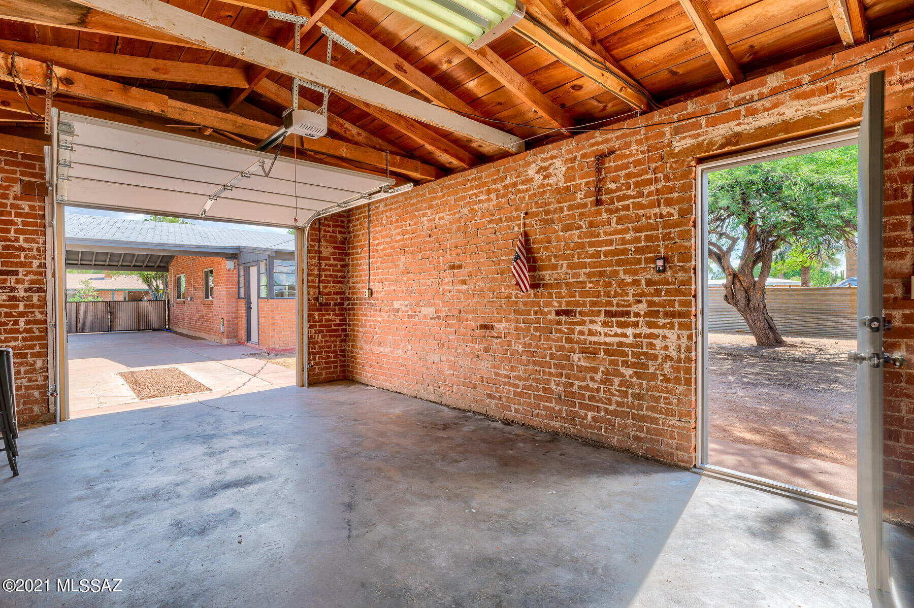 Encanto Park - Residential