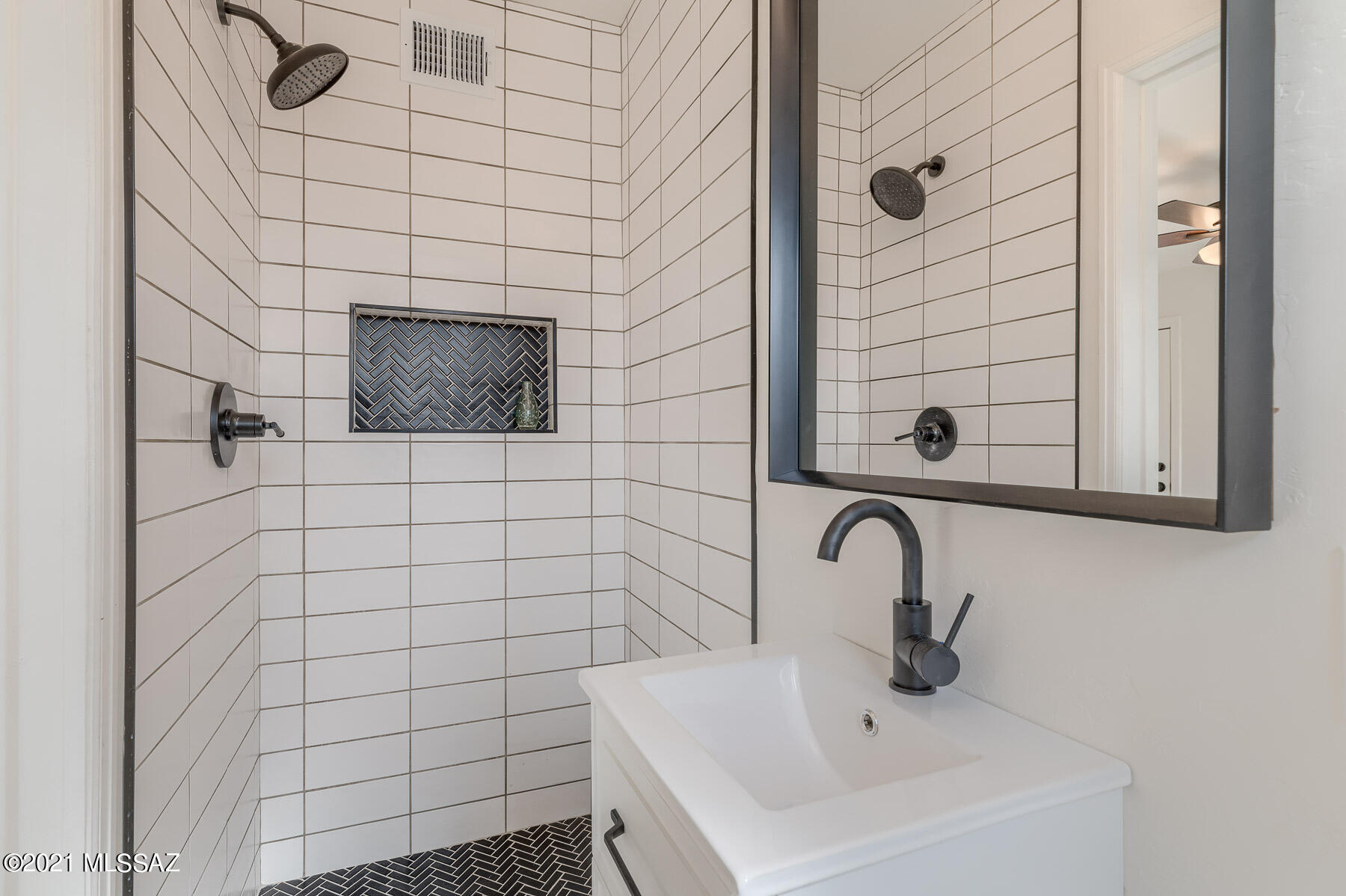 Encanto Park - Residential