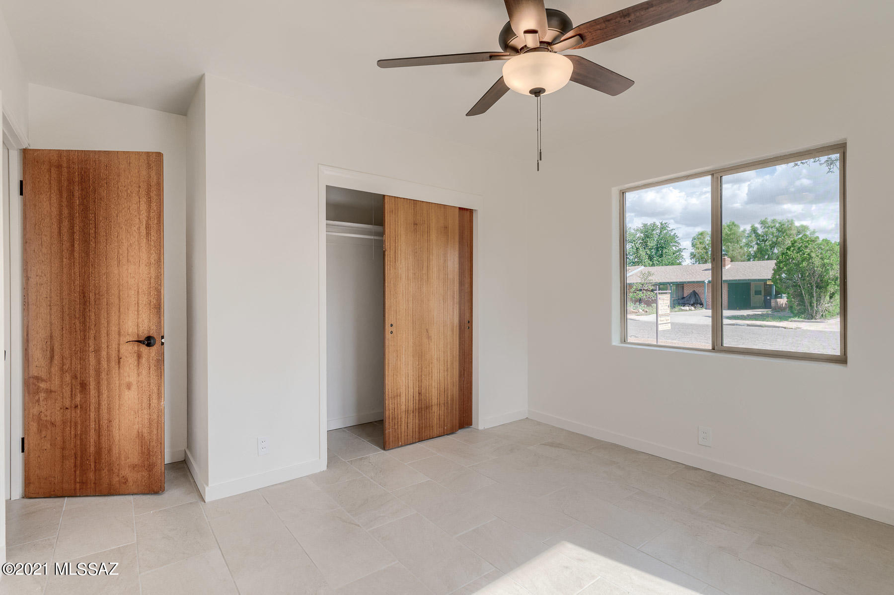 Encanto Park - Residential