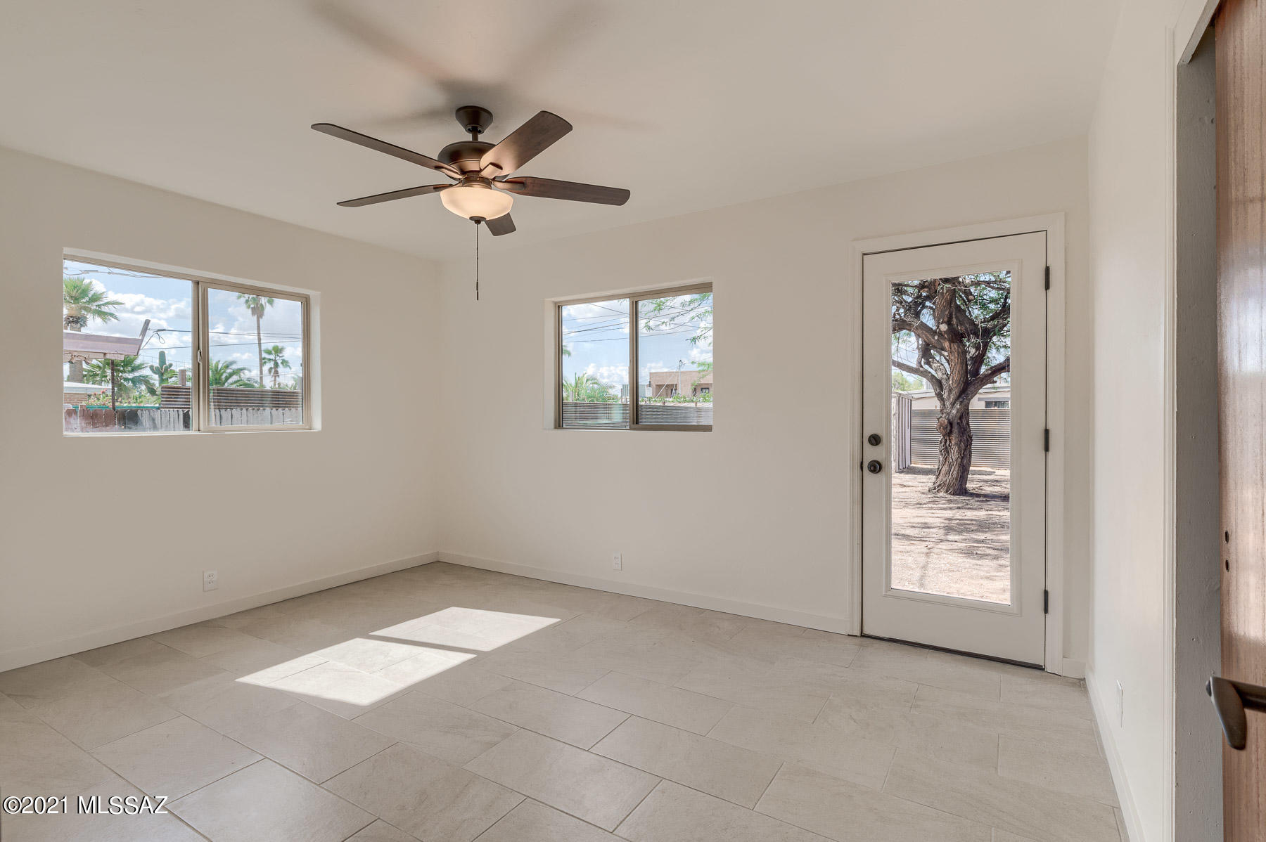 Encanto Park - Residential