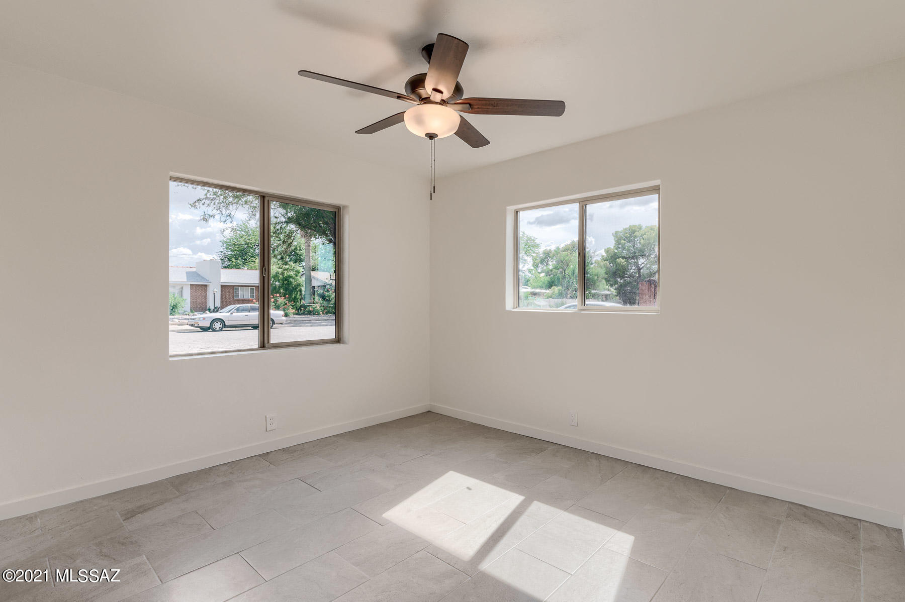 Encanto Park - Residential