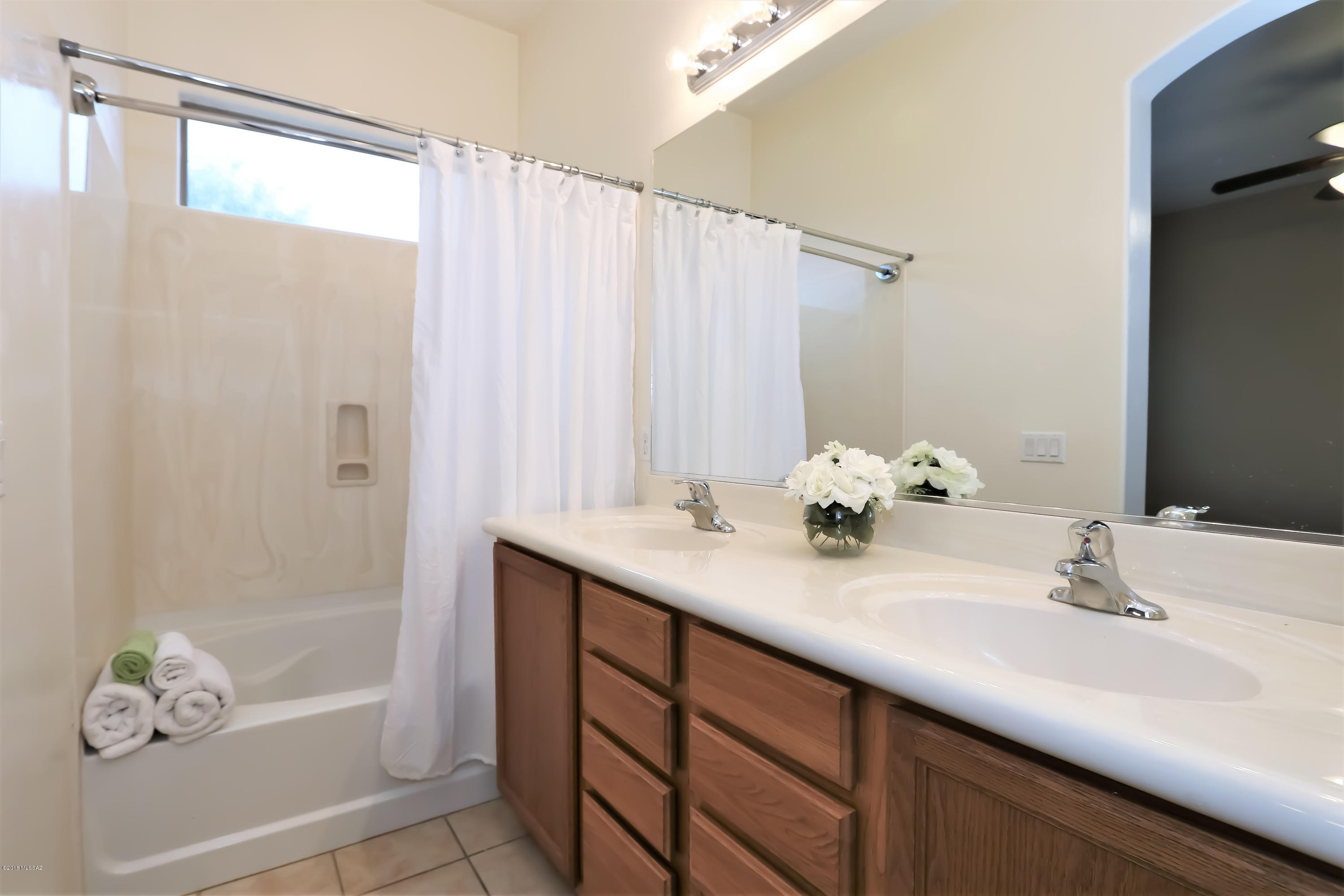Rancho Del Lago (1-100) - Residential