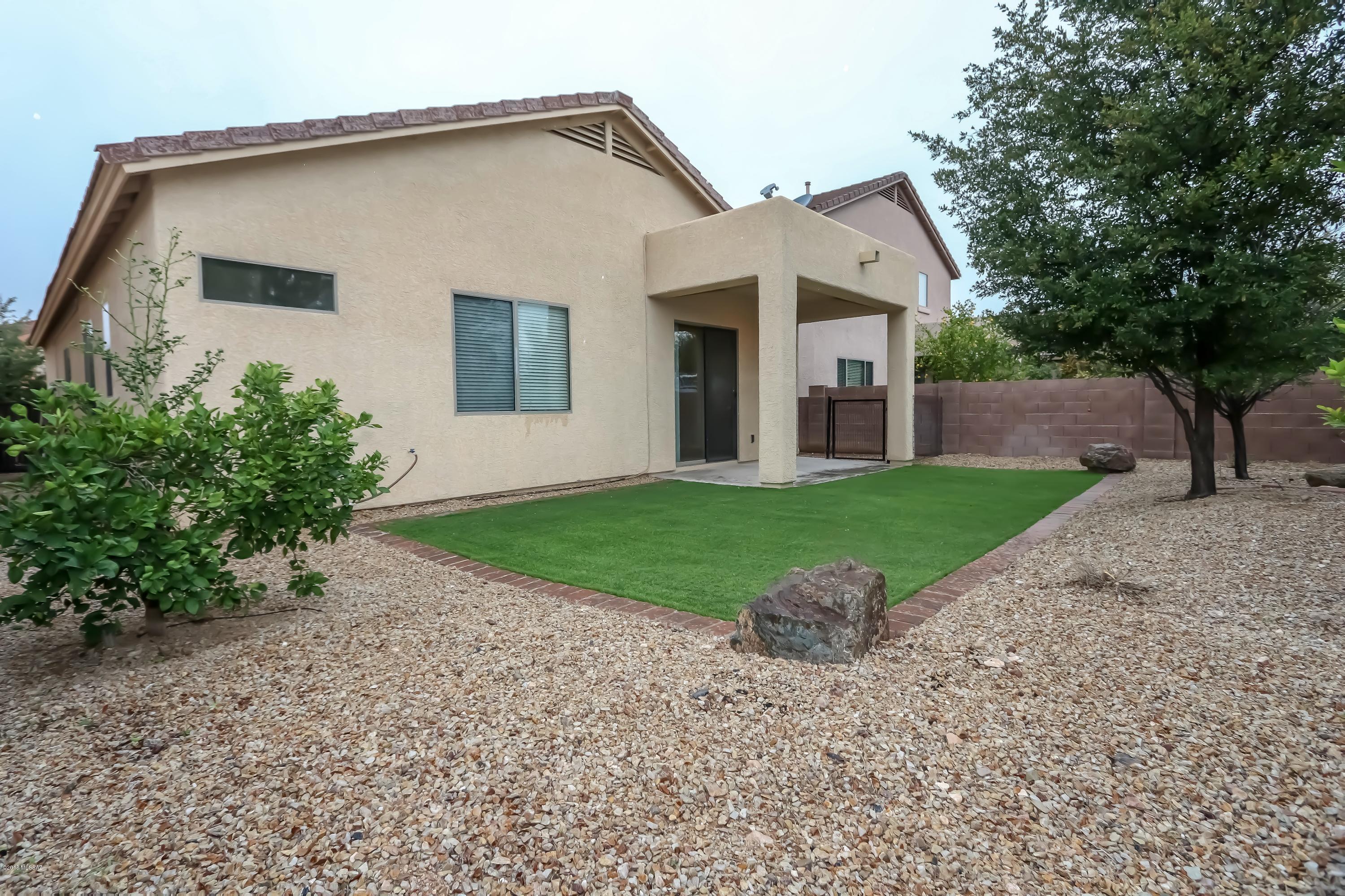 Rancho Del Lago (1-100) - Residential