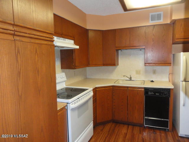 Barcelona Manor Condominiums - Residential Lease