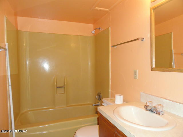 Barcelona Manor Condominiums - Residential Lease