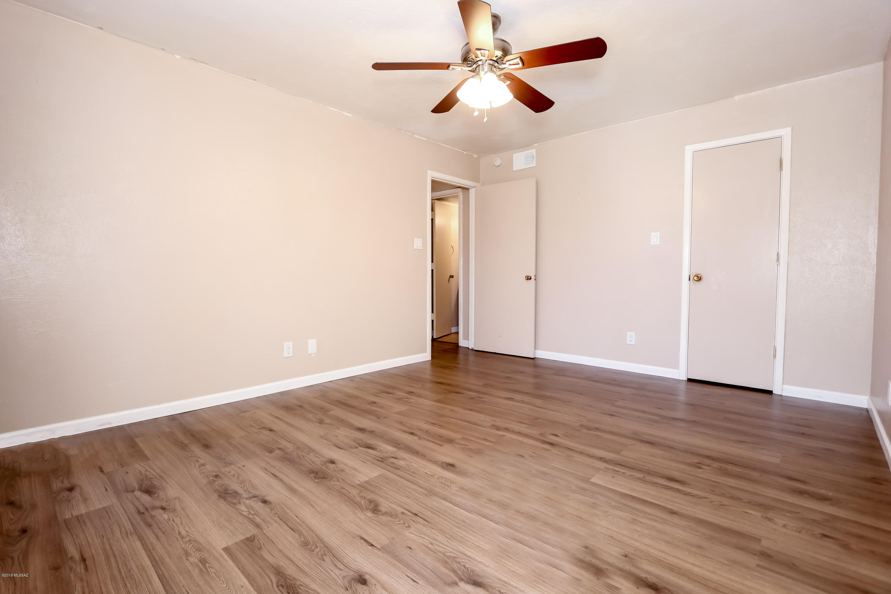 Las Colinas Condominiums - Residential