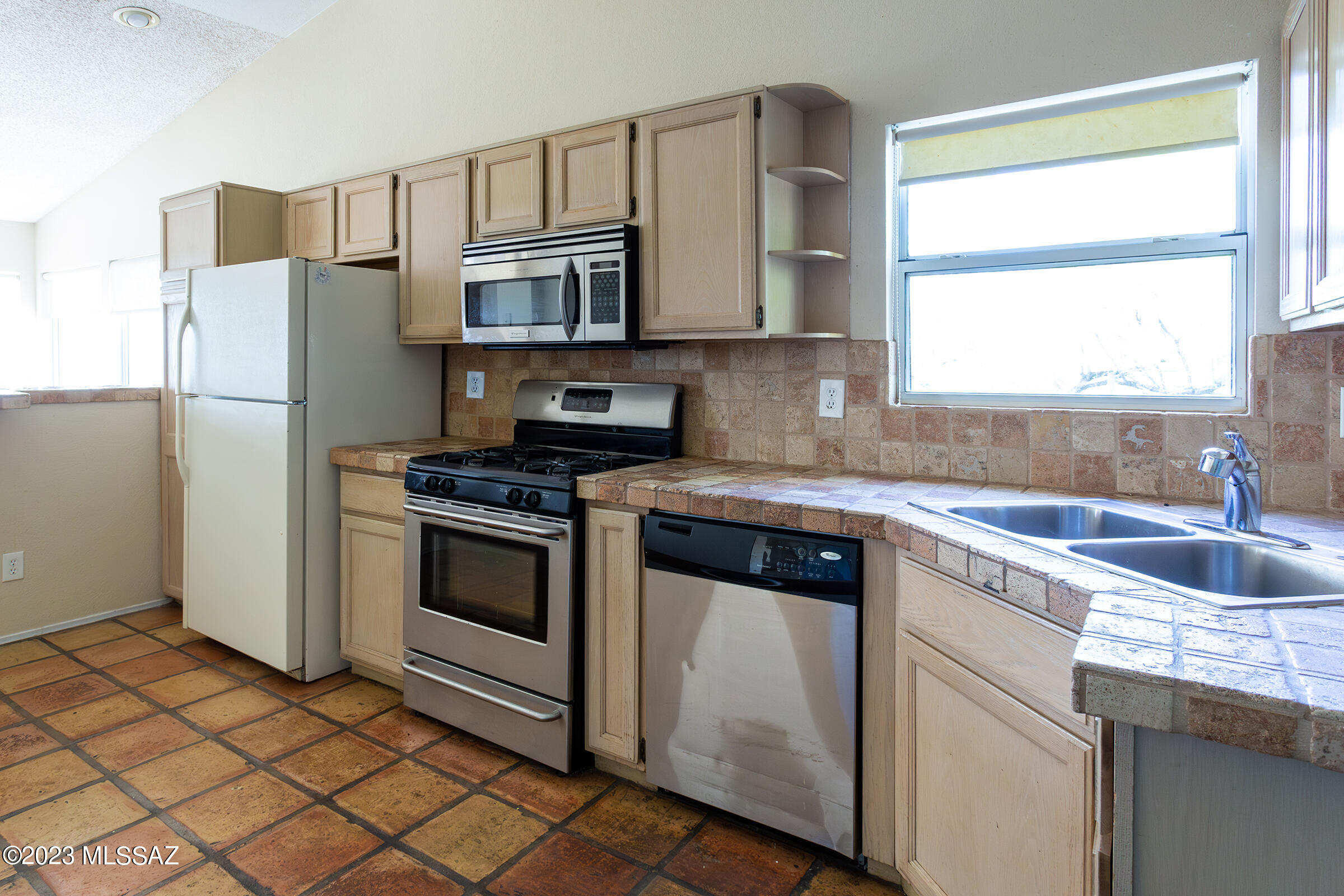 Rio Rico Ranchettes 10 - Residential Lease