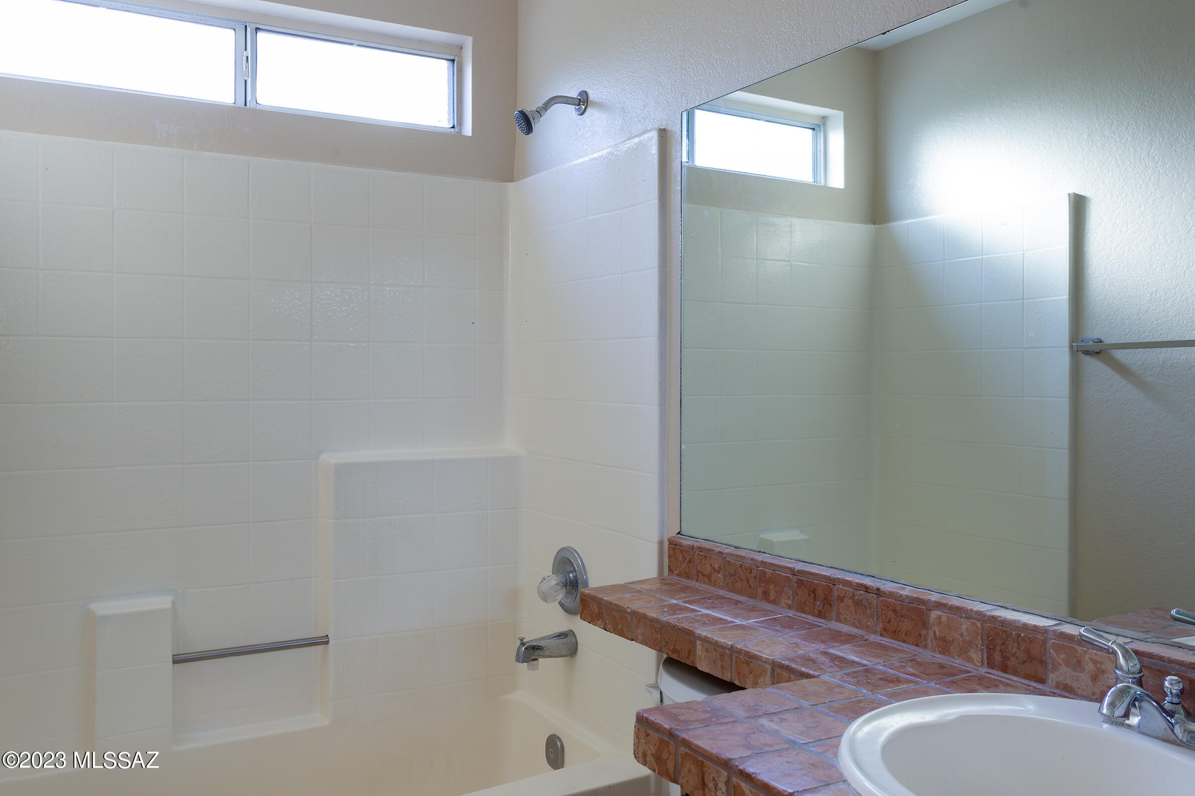 Rio Rico Ranchettes 10 - Residential Lease