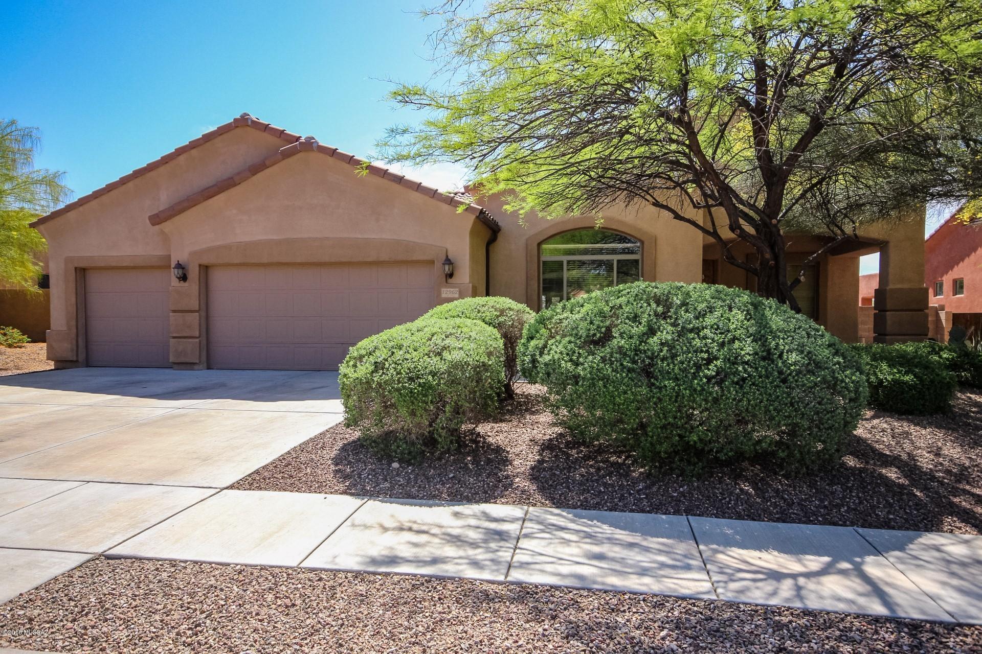 Bluffs At Dove Mountain (1-122) - Residential