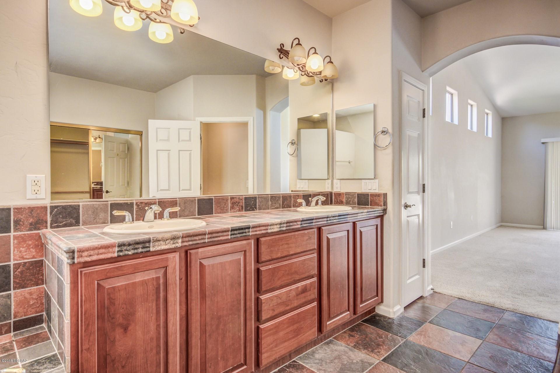 Bluffs At Dove Mountain (1-122) - Residential