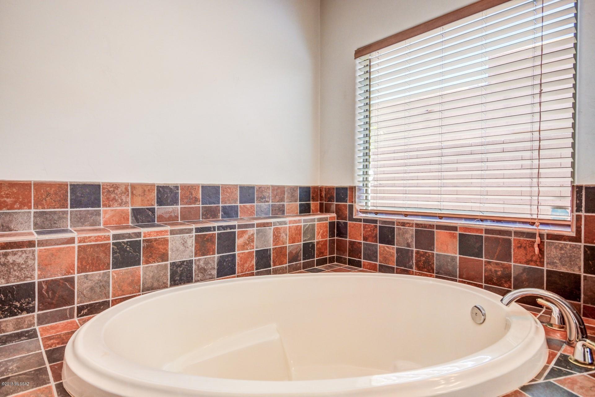 Bluffs At Dove Mountain (1-122) - Residential