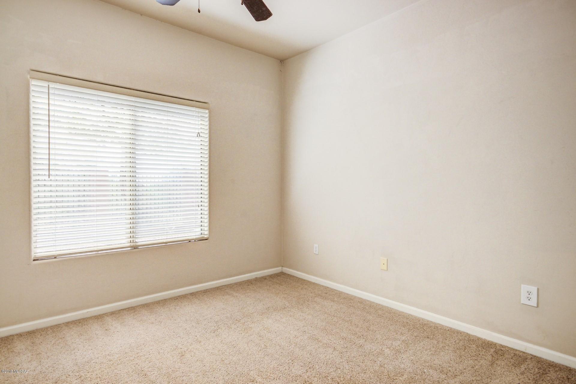 Bluffs At Dove Mountain (1-122) - Residential
