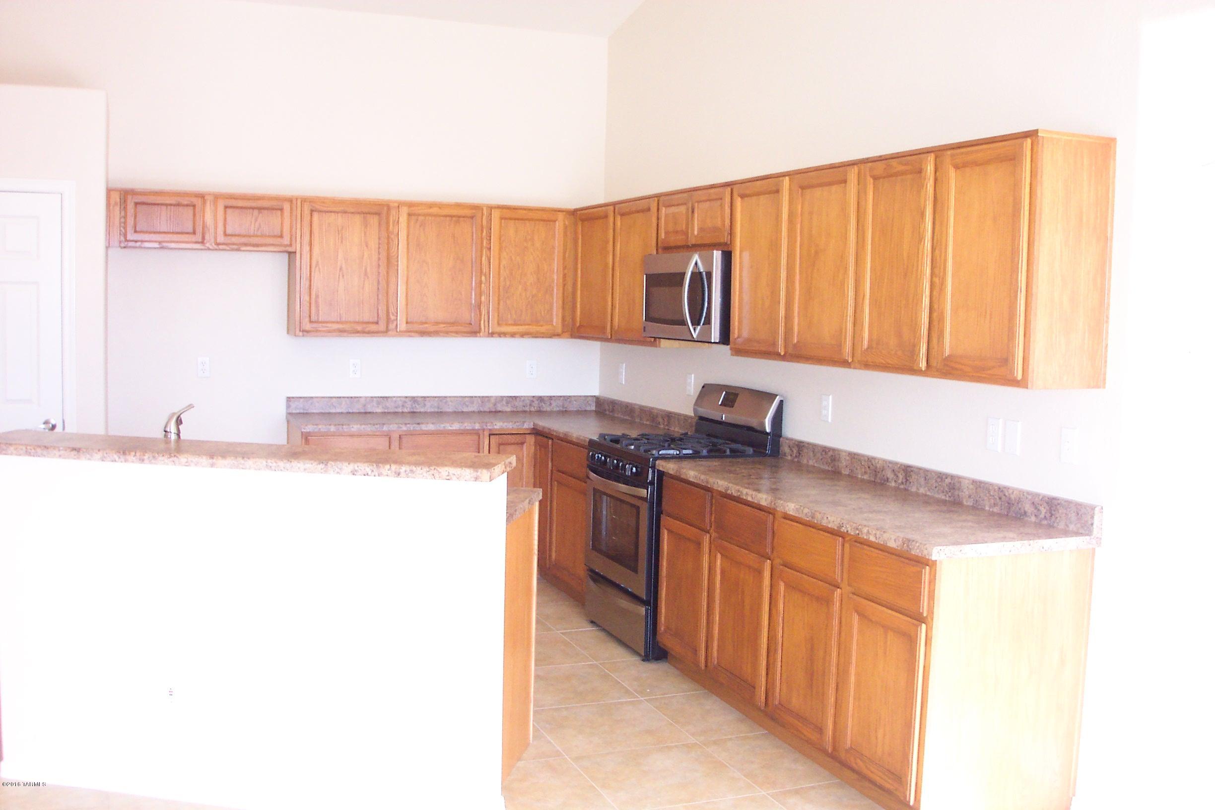 Hacienda Del Oro (1-879) - Residential