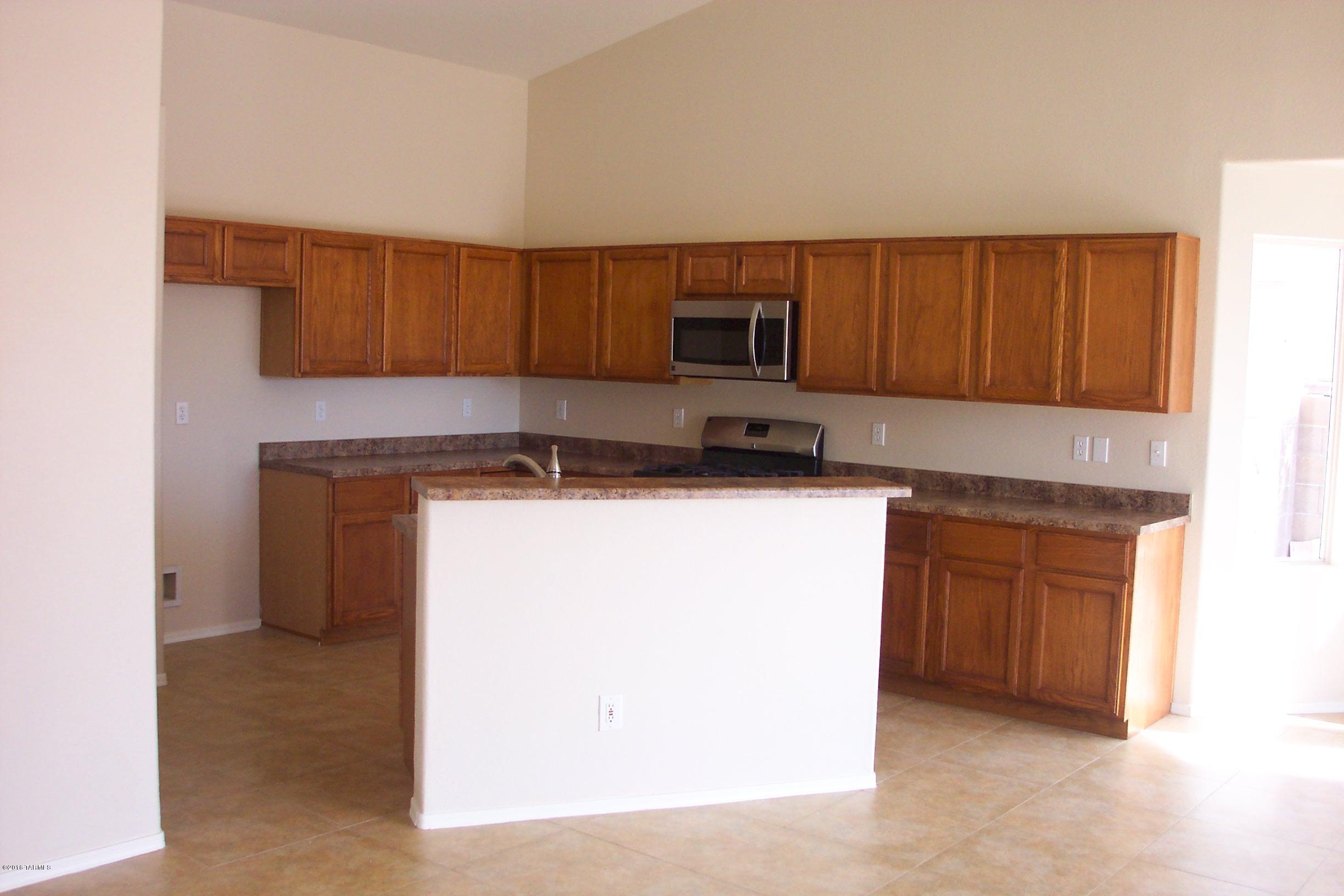 Hacienda Del Oro (1-879) - Residential