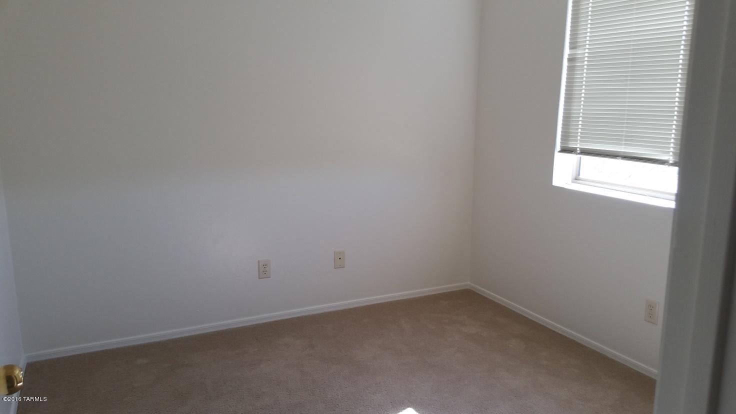 Los Arroyos Del Este Resub - Residential Lease
