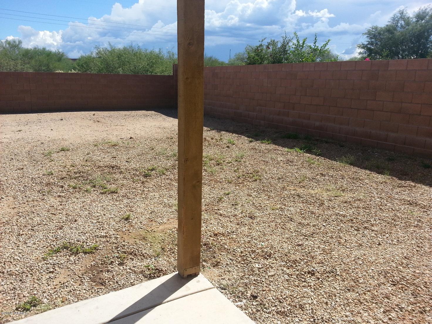 Los Arroyos Del Este Resub - Residential Lease