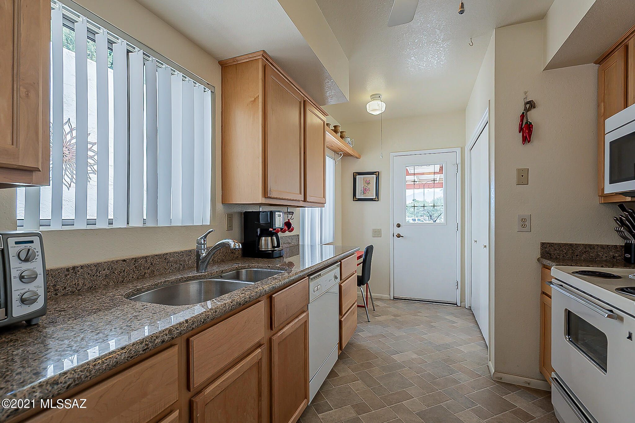 Green Valley Townhouses NO.7 - Residential