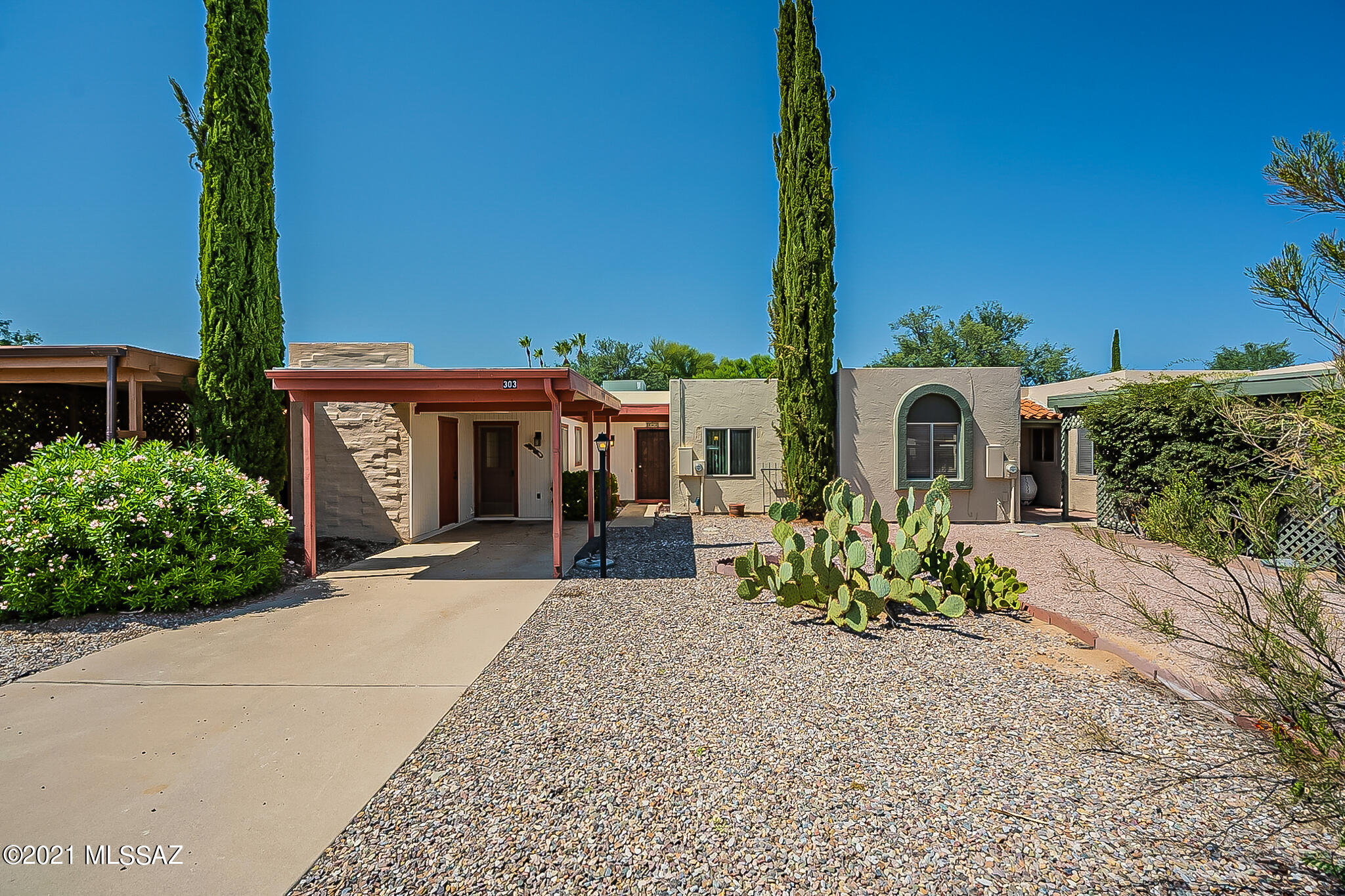 Green Valley Townhouses NO.7 - Residential