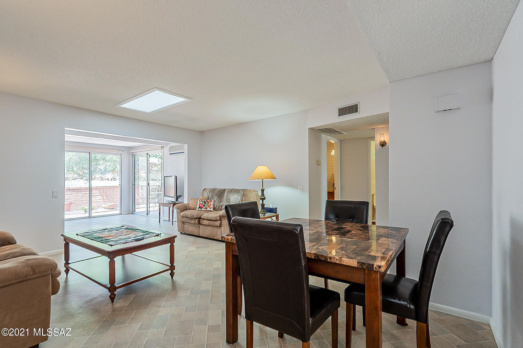 Green Valley Townhouses NO.7 - Residential