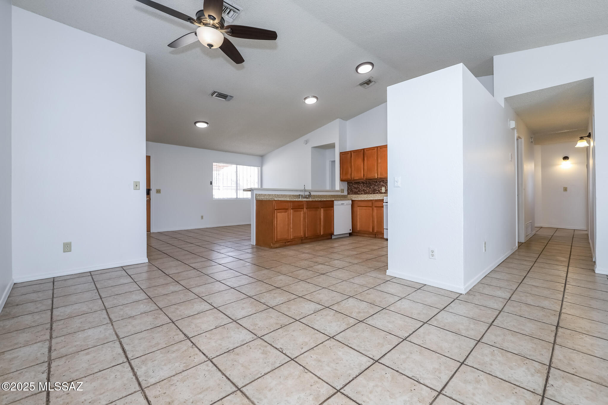 Oak Tree II at Midvale (273-519) - Residential Lease