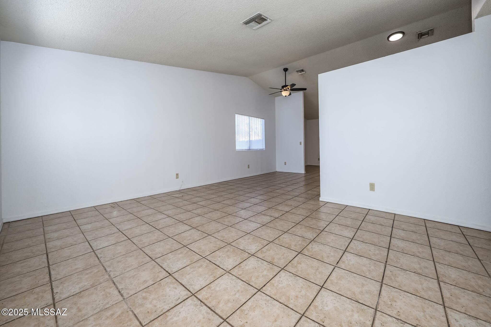 Oak Tree II at Midvale (273-519) - Residential Lease