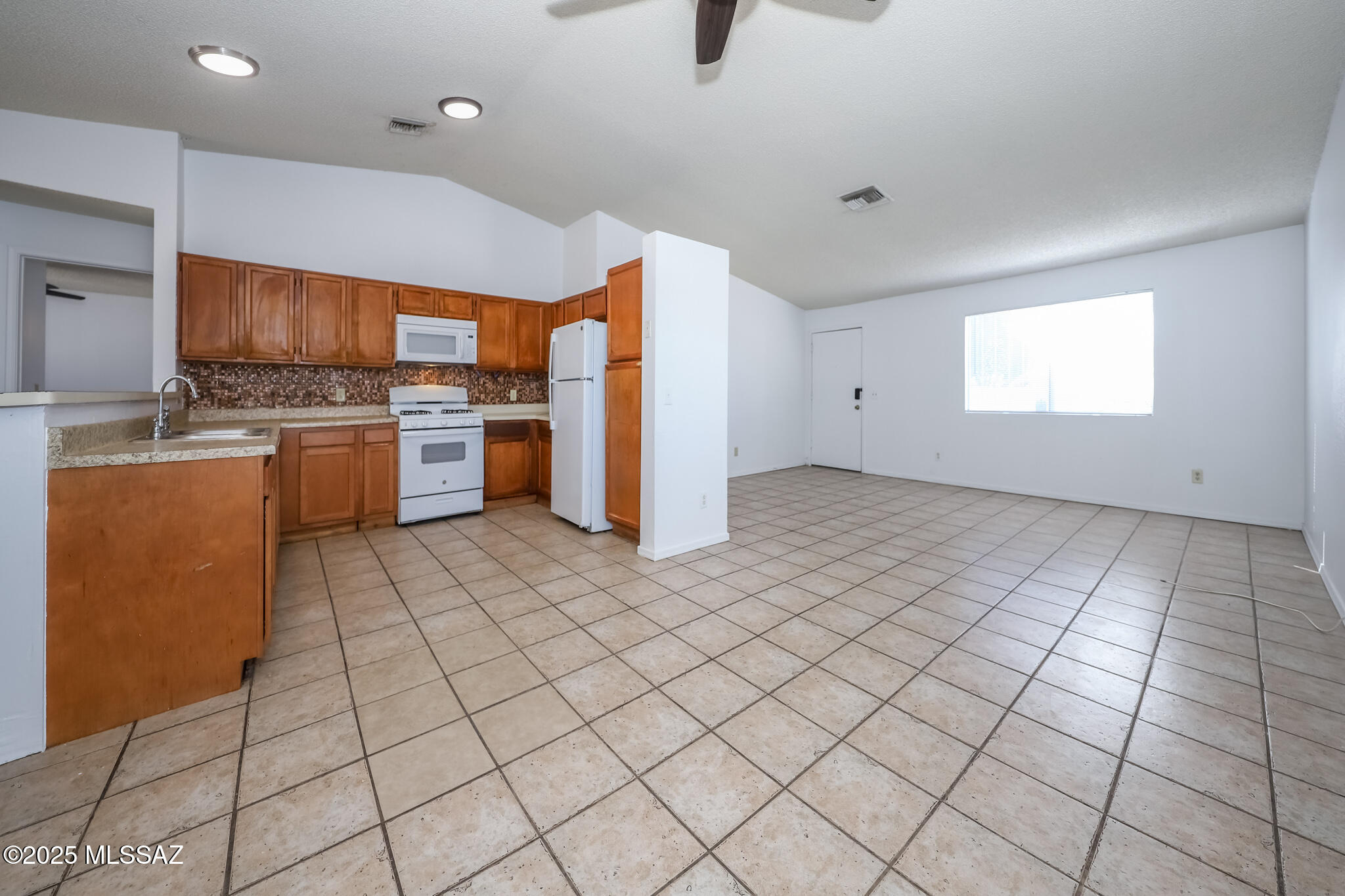 Oak Tree II at Midvale (273-519) - Residential Lease