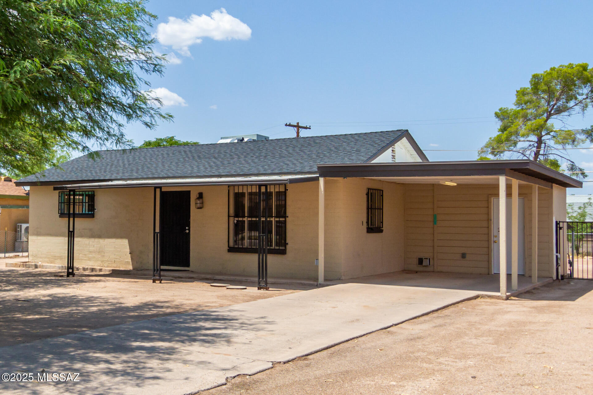 Mission Manor NO. 6 - Residential