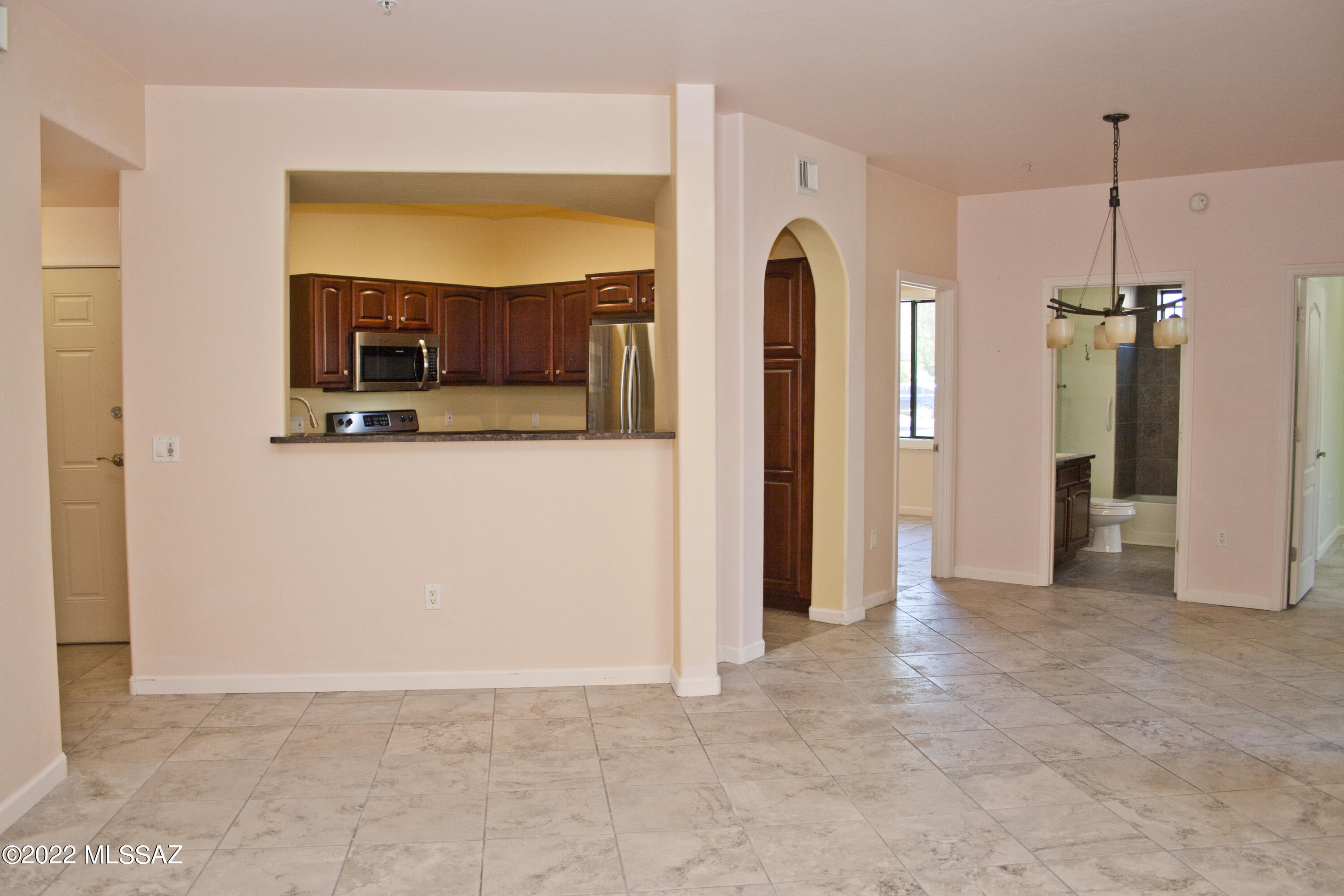 Hacienda Del Rio (1-118) - Residential Lease
