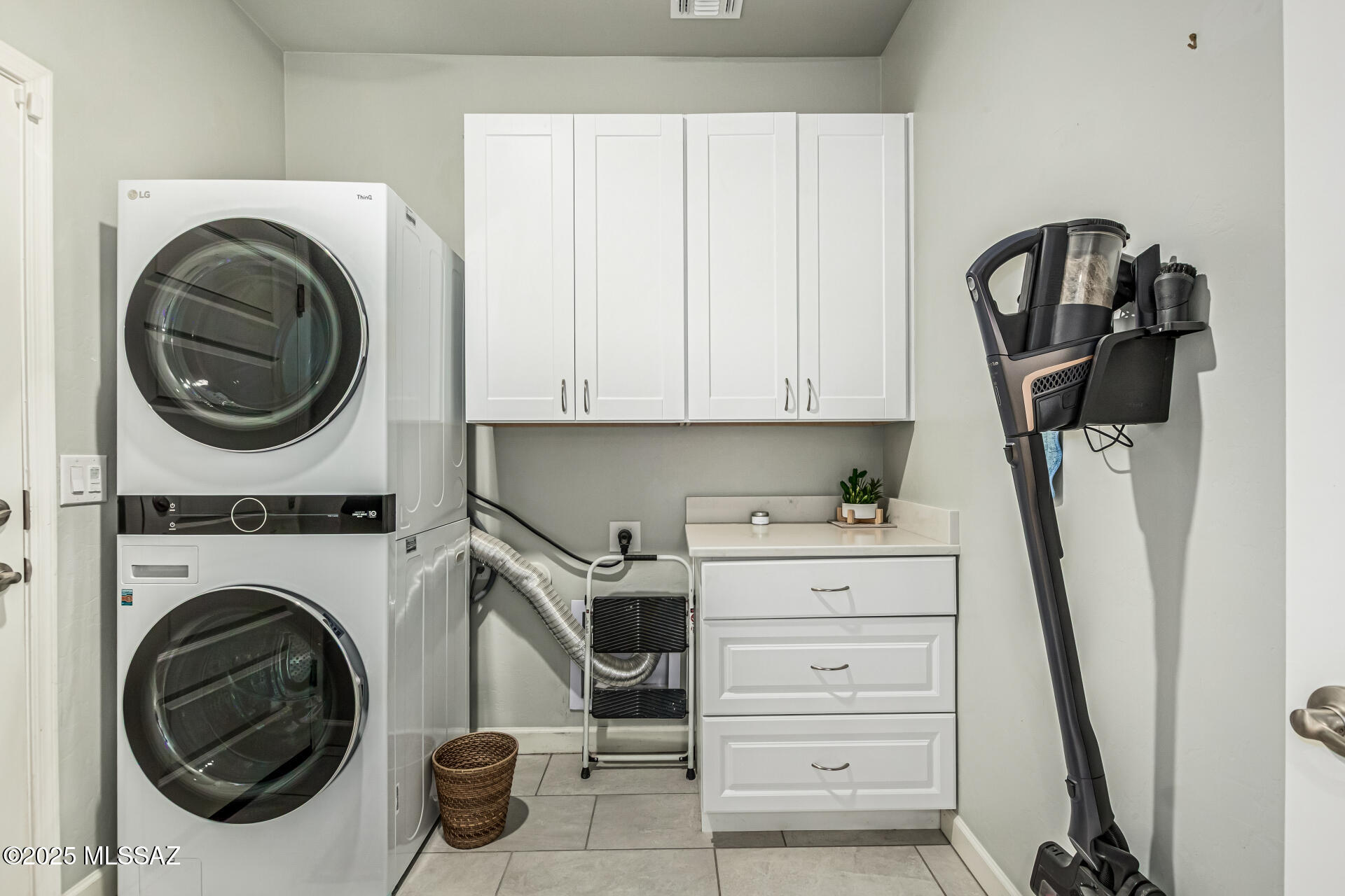 Hardy 30 - Residential