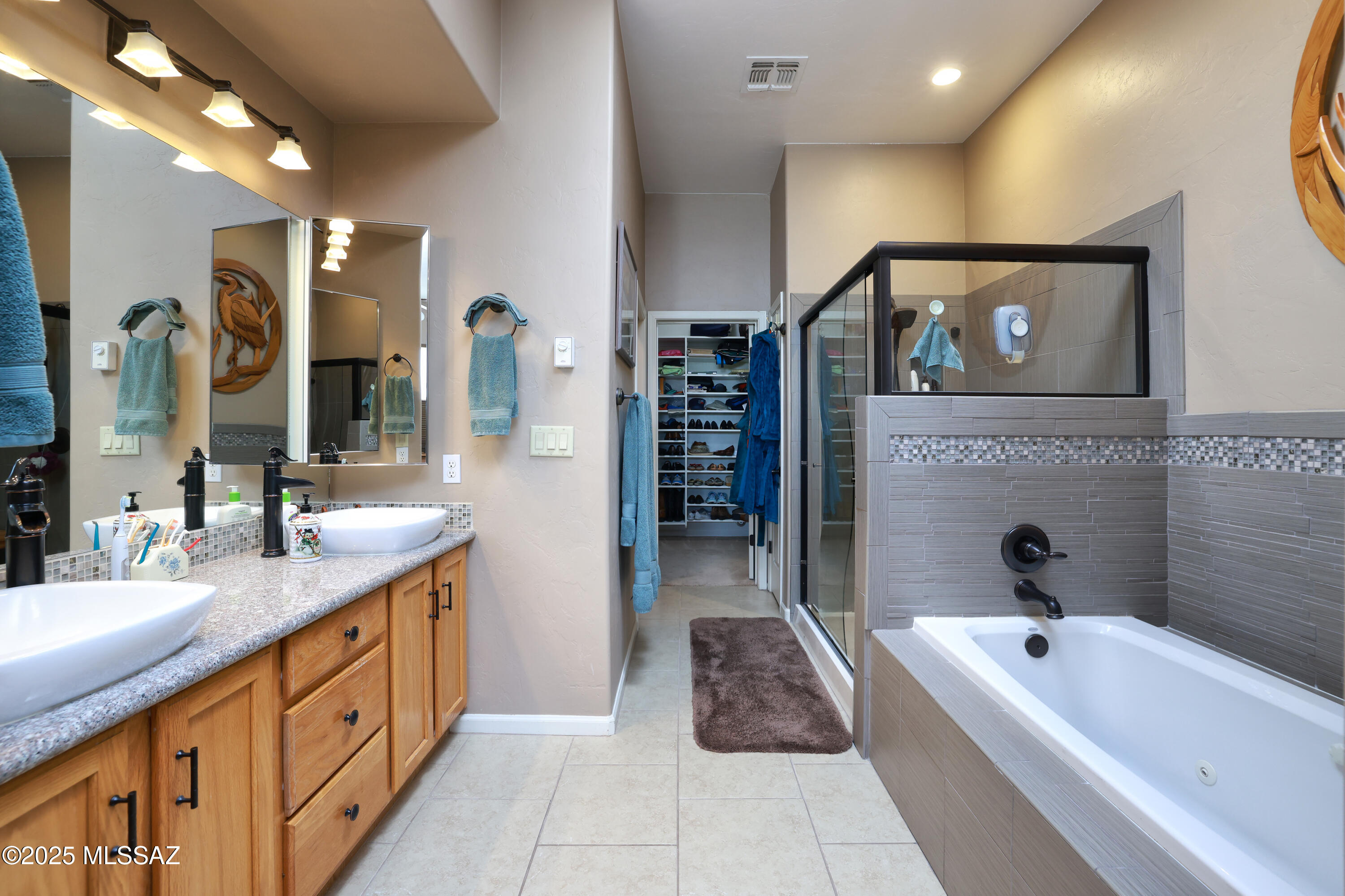 Carmel Pointe (1-104) - Residential
