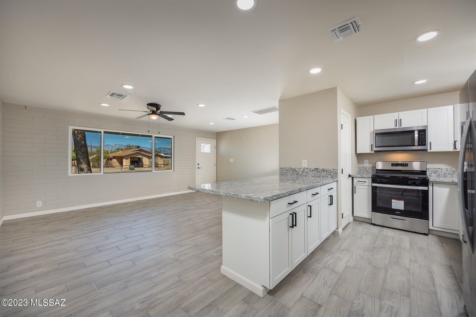 Maryvale Manor - Residential