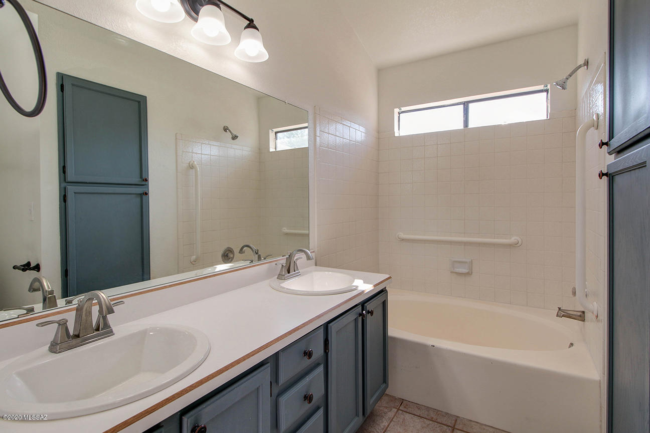Eastpoint Estates II (109-157) - Residential Lease