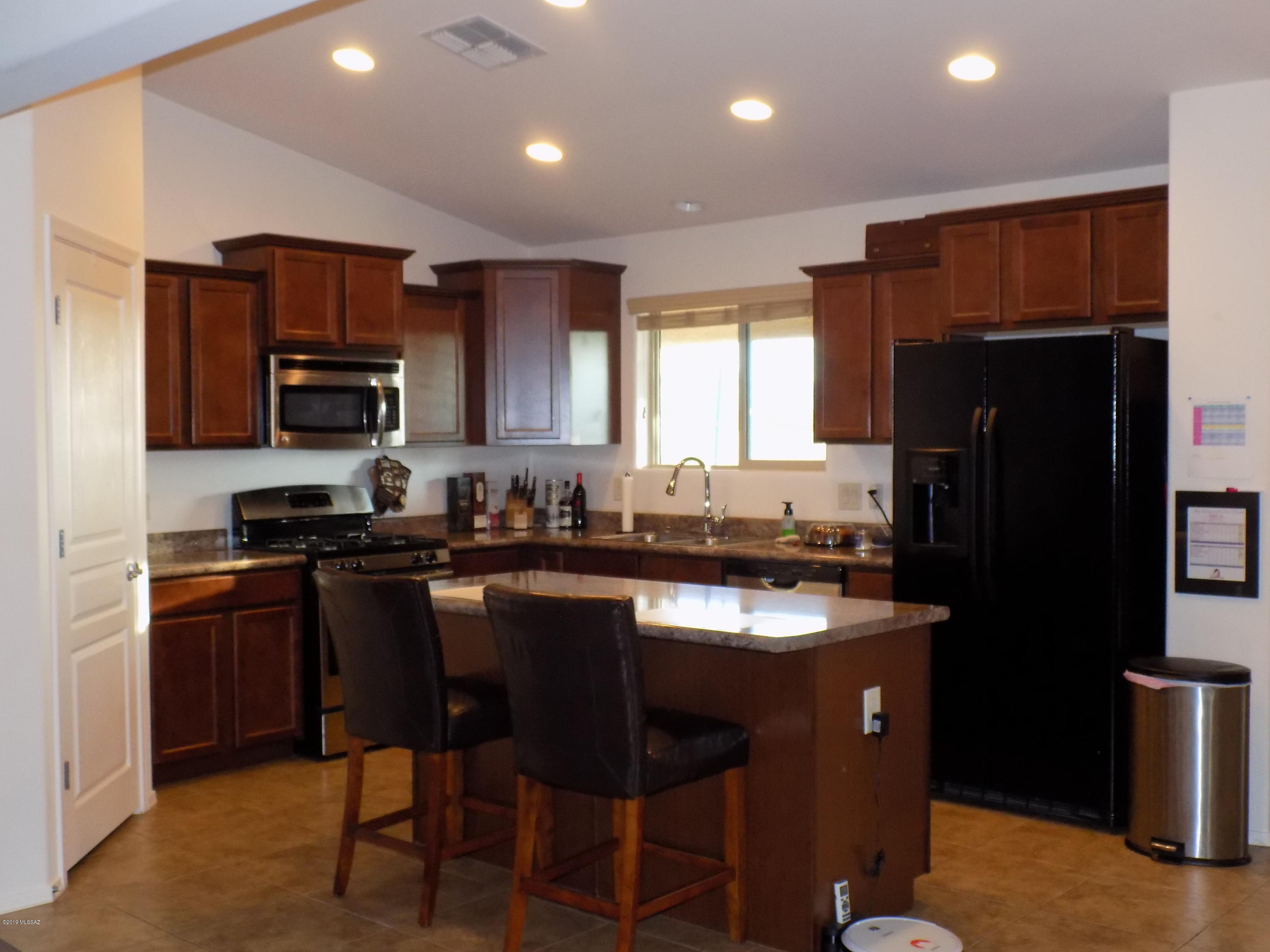 Vista Del Lago (1-123) - Residential
