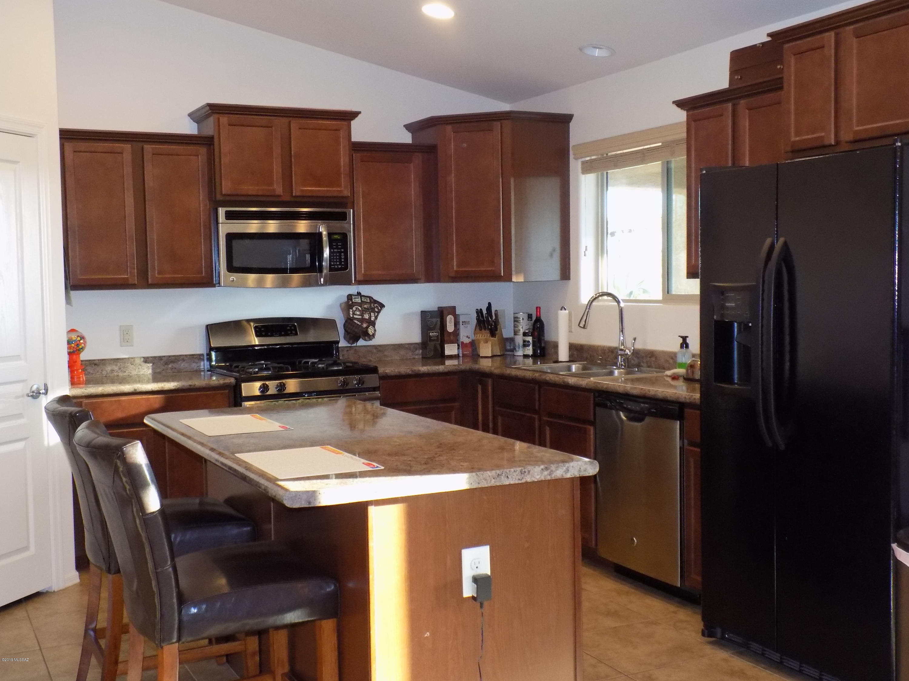Vista Del Lago (1-123) - Residential
