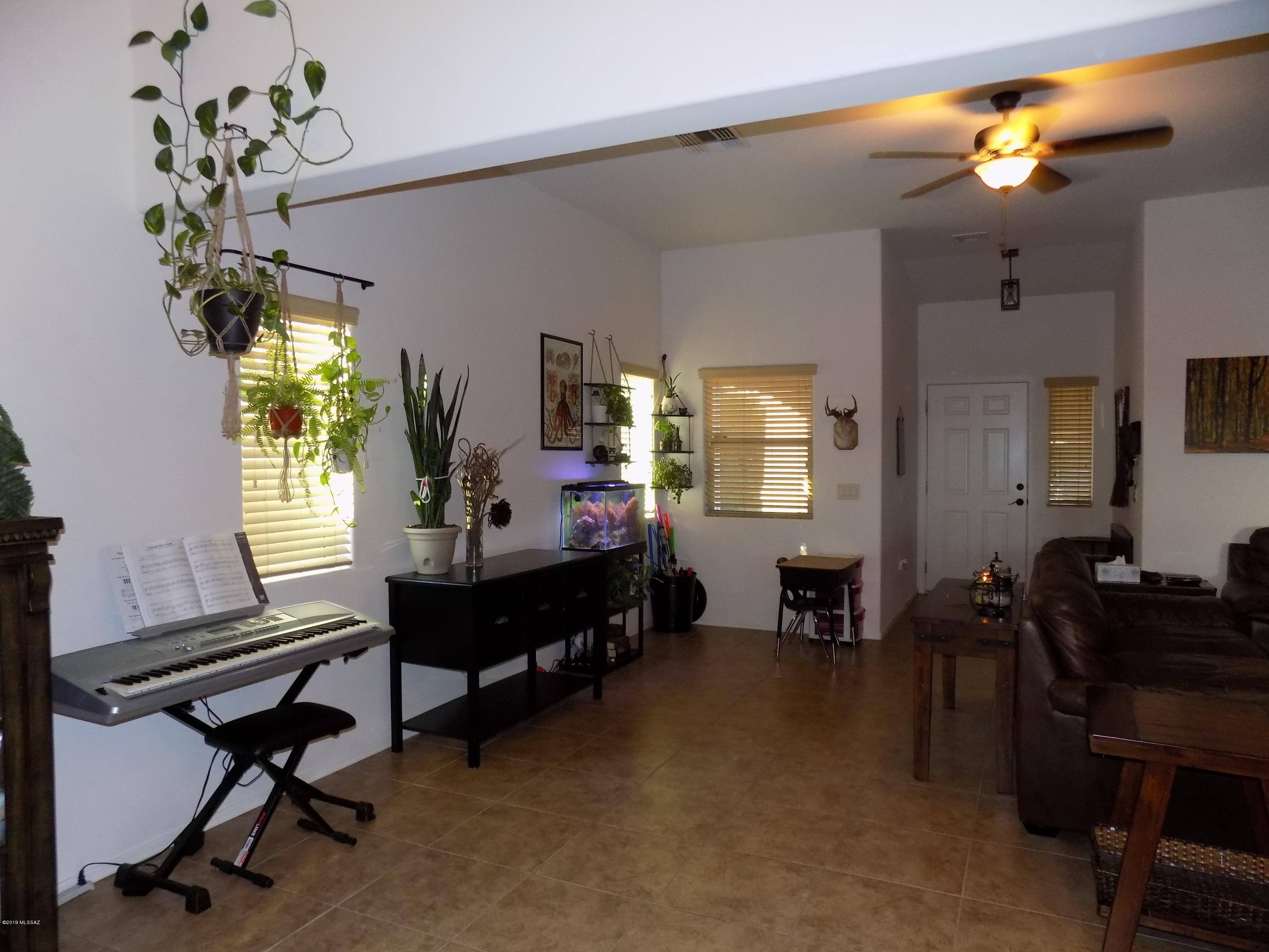 Vista Del Lago (1-123) - Residential